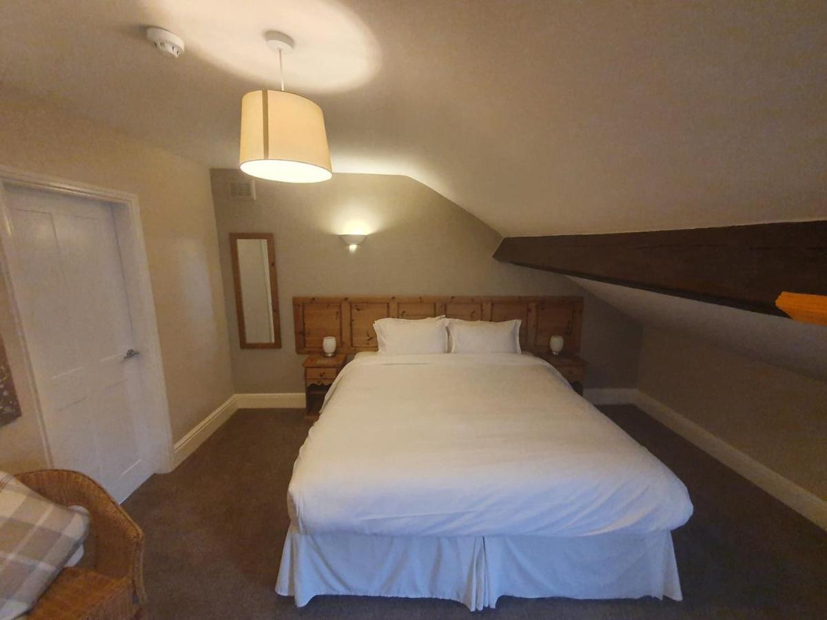 Swiss House B&B Castleton  Zewnętrze zdjęcie
